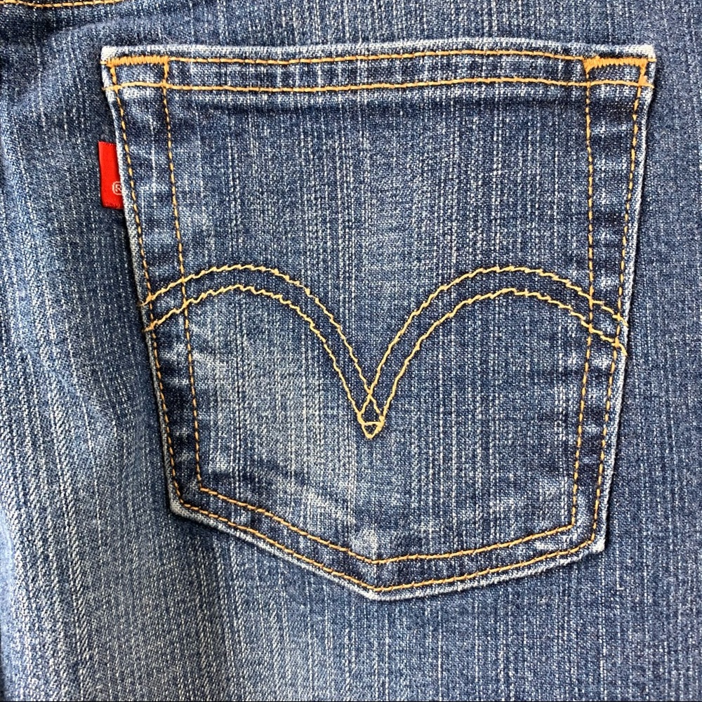 Levi’s 550 Relaxed Bootcut Denim Jeans - Picture 8 of 10